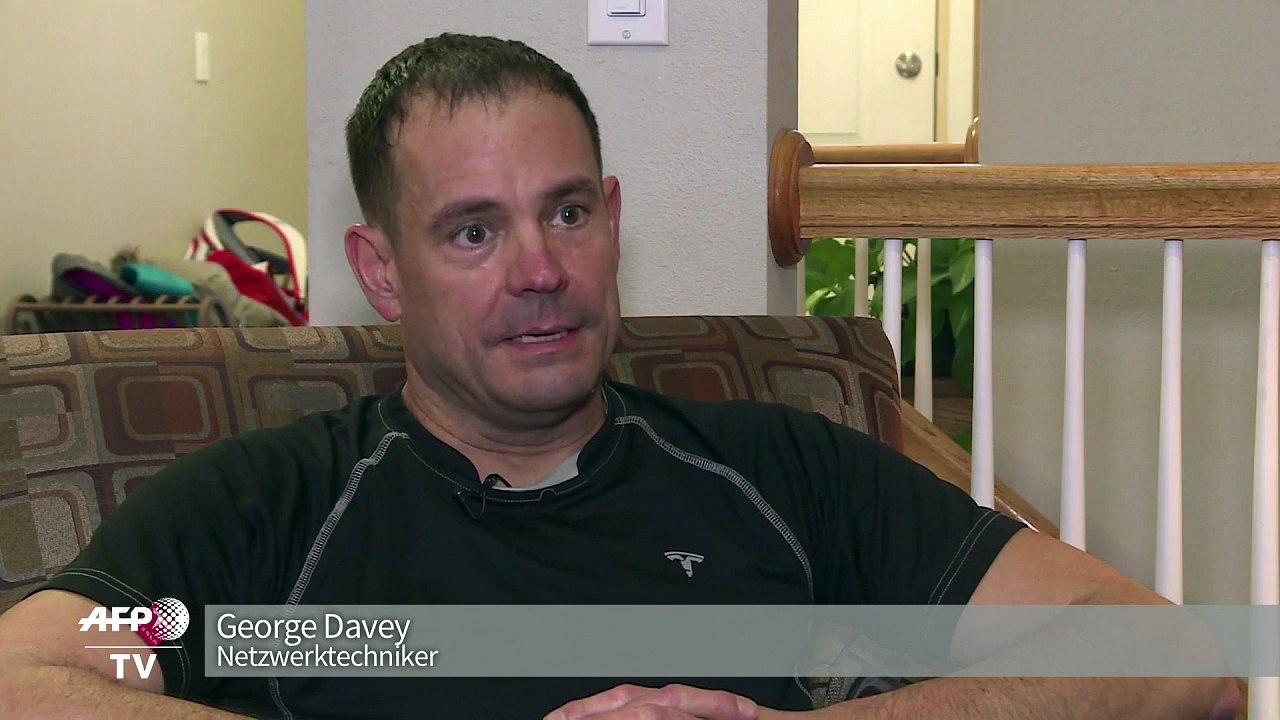 US-Fan huldigt Trump mit riesigem Plakat