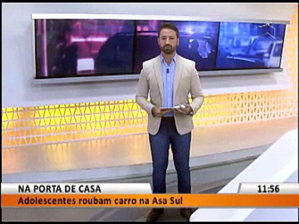 NA PORTA DE CASA