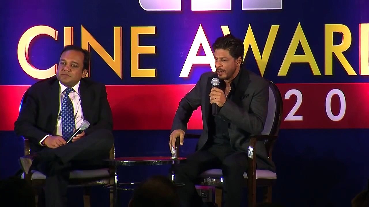 Shahrukh Khan Special Award For His Family