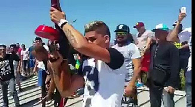 Capriles mostró a través de su Twitter imágenes de los disparos en el velorio de El Conejo