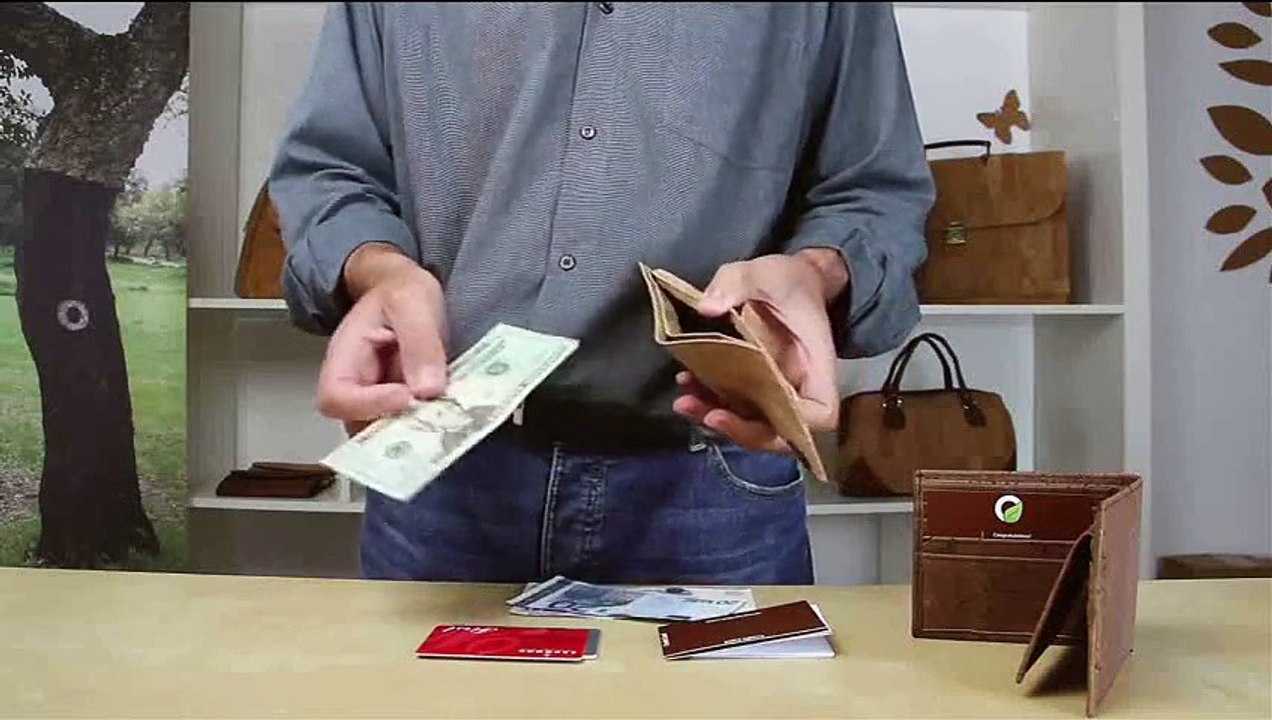 Corkor - Cork Bifold Wallet with Flip up ID Window (bestwallet.me)