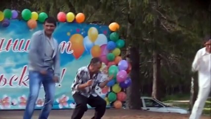 Download Video: Funny Russian jokes and failures. The funny video about Russian.