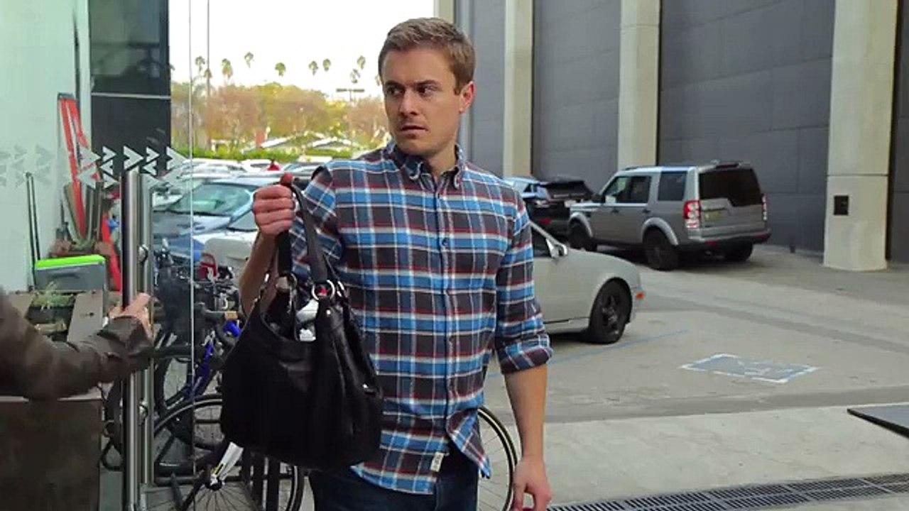 When Your Boyfriend Holds Your Purse | Hilarious for you but for your boyfriend?