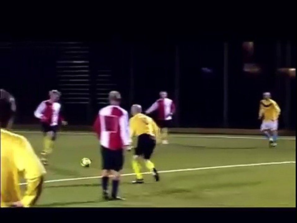 A Great FootBall Goal From Distance