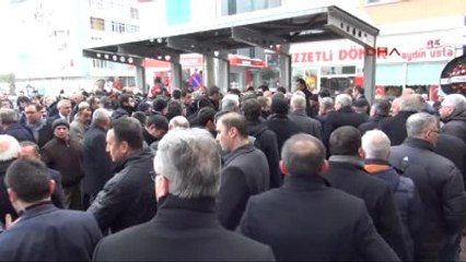 Samsun Bakan Kılıç, Babaannesini Son Yolculuğuna Uğurladı