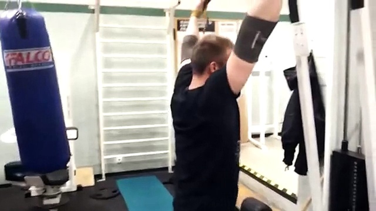 Wide Grip Lat Pulldown mp4