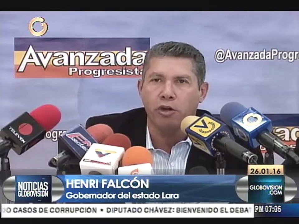 Henri Falcón apoya cambio de Gobierno