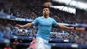 Top 10 Best Striker 2014