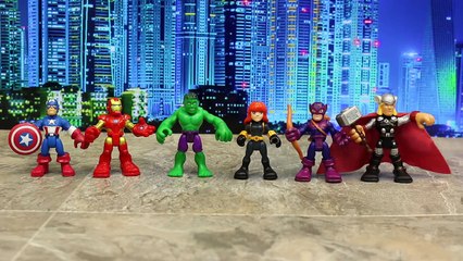 Superheroes Marvel Ultimate Super Hero Set Toy Review with Captain America and Spiderman