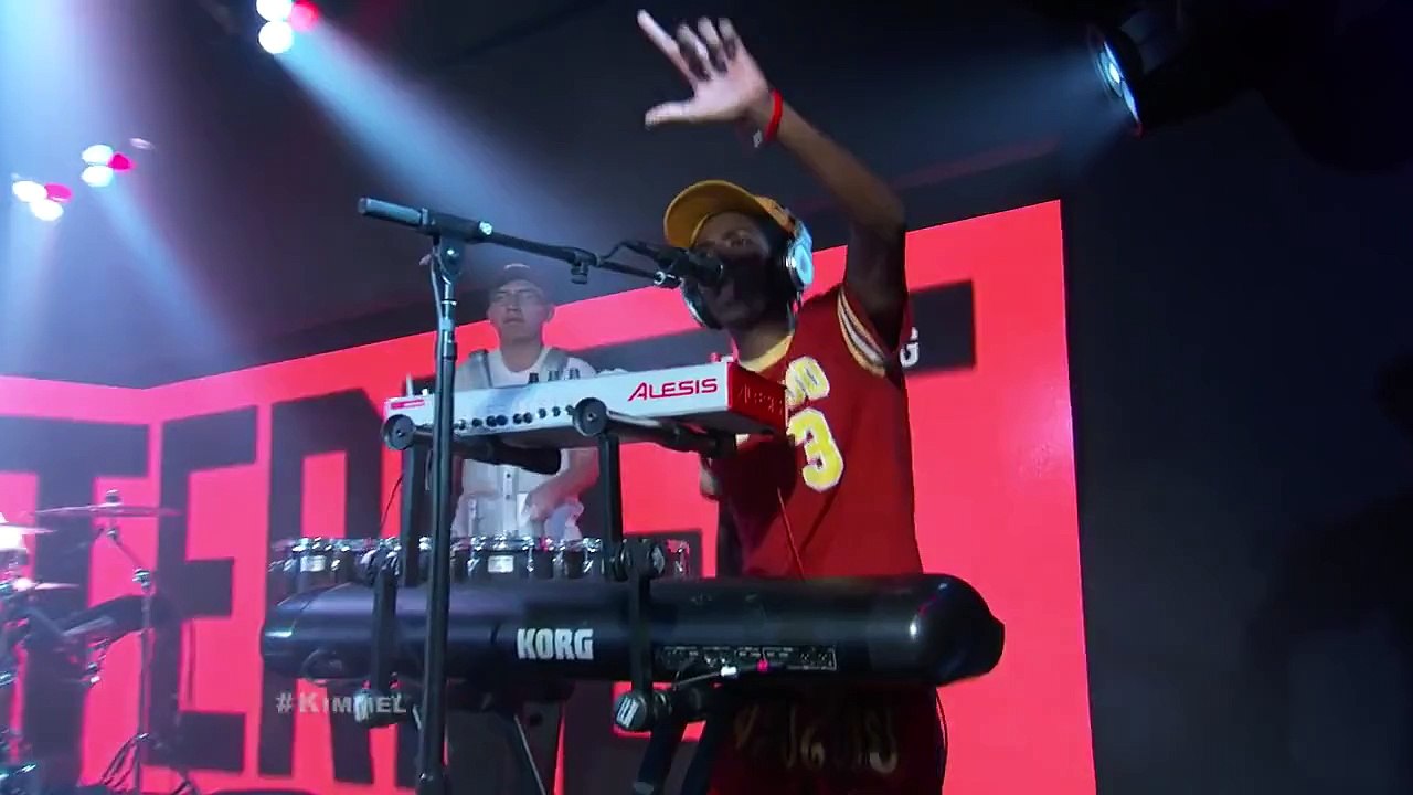 The Internet Performs \"Get Away\"