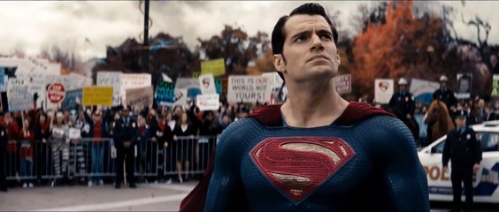 BATMAN V SUPERMAN DAWN OF JUSTICE - Ben Affleck vs Henry Cavill