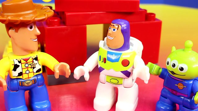 Lego Duplo Toy Story 3 Woody Buzz Lightyear Sheriff Save Disney Pixar Cars Lightning McQue