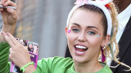 Miley Cyrus va jouer dans une série télé de Woody Allen