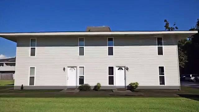 121 Lakewood Dr Luling LA 70070 $970