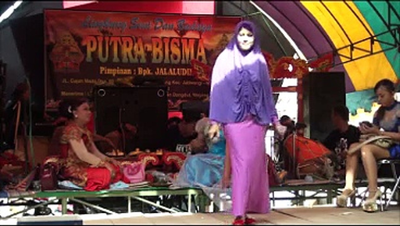 SUNDANESE -  malati bodas