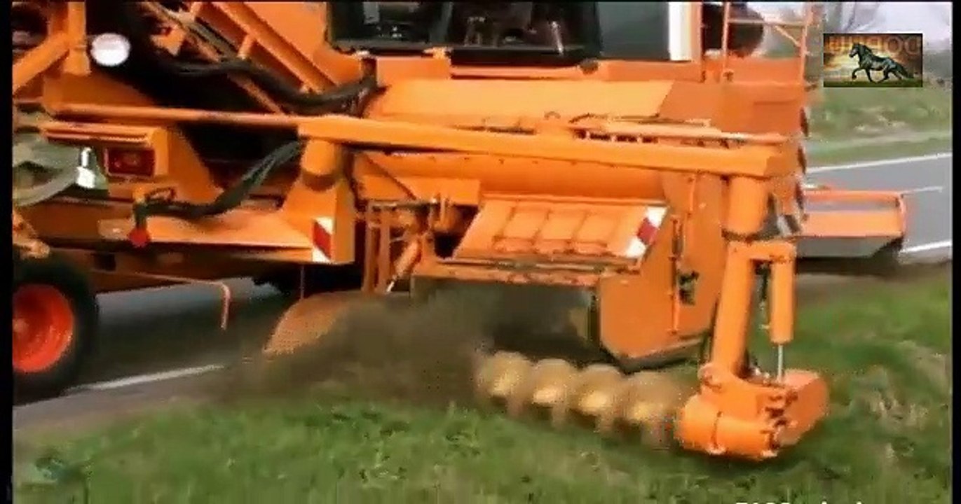 Modern machines agriculture in the world 2015