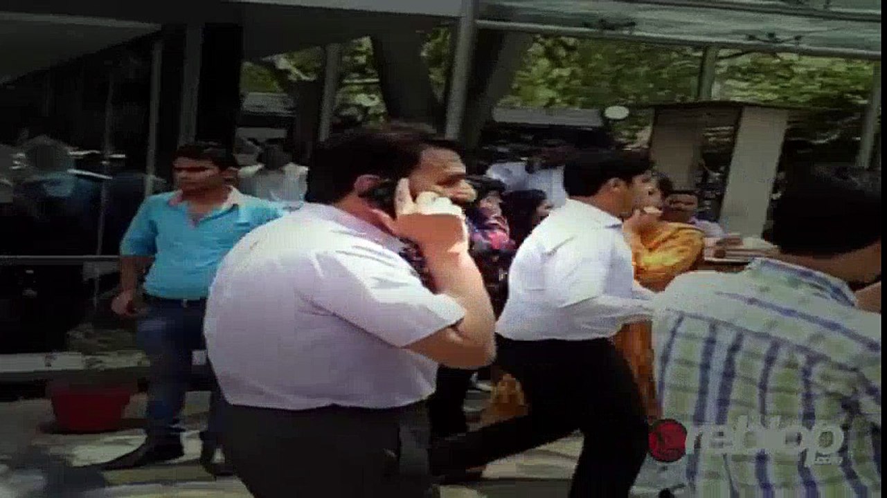 7.Magnitude Earthquake Hits Nepal Bhaktapur Kathmandu AGAIN - 7.Damages 3Dead (RAW FOOTAGE)  Disastrous Earthquakes