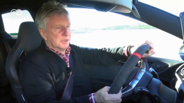 Admire it! VW Golf GTI Clubsport | Drive it!