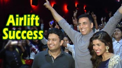 Akshay Kumar Reacts On Airlift Movie Success, Interacts With Fans