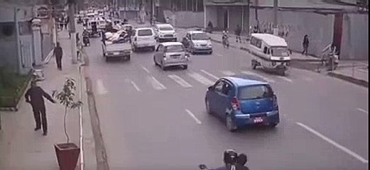 CCTV Video of the earthquake (26-10-2015)  Historical Earthquakes
