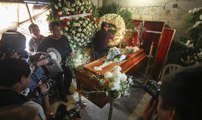 Aparece El Diablo en Funeral de Una Chica que se Quitó la Vida, Gran Pánico, Imágenes Ineditas