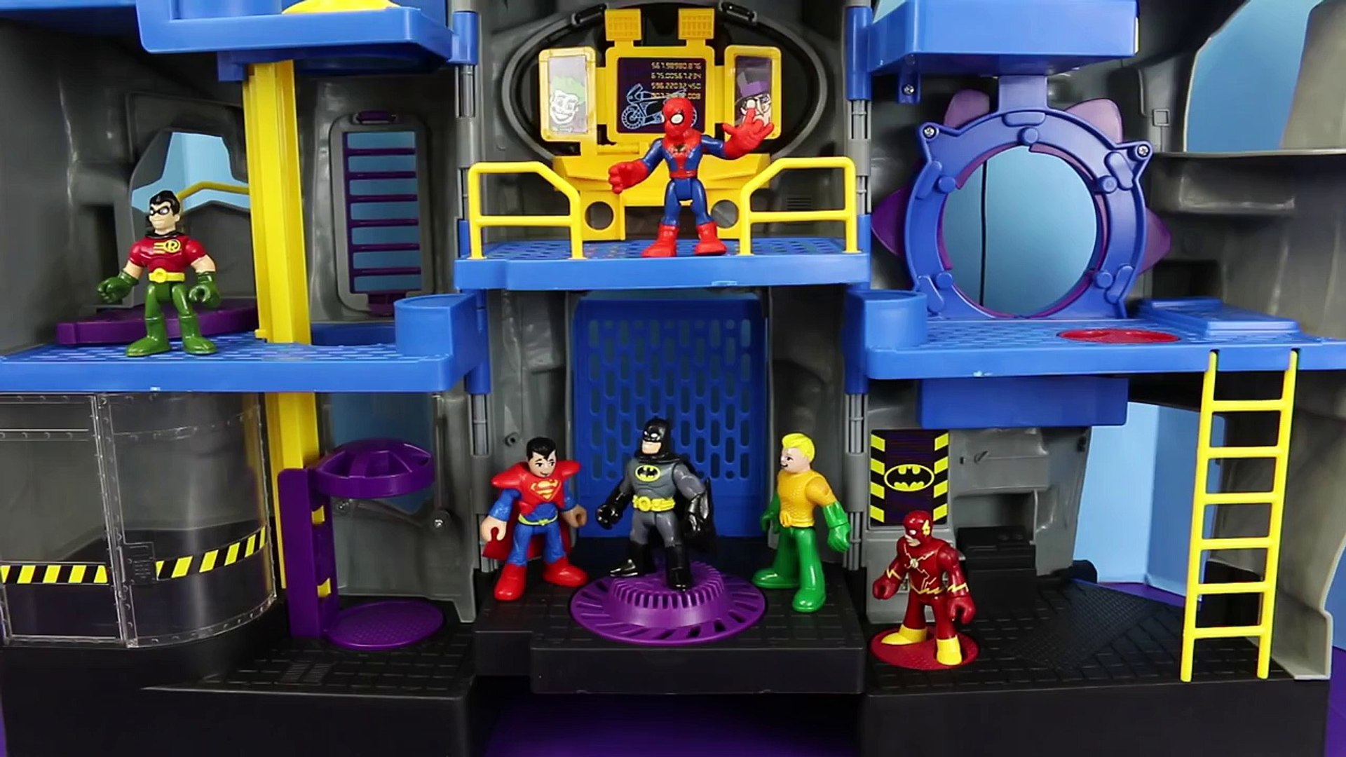 Batman Batmobile vs The Joker Tank Helped by Teenage Mutant Ninja Turtles  and Superman - Dailymotion Video