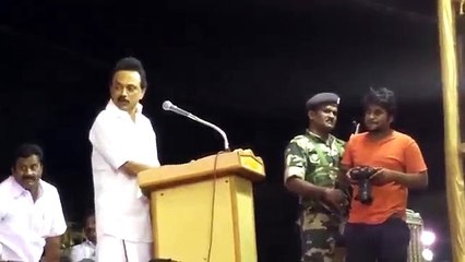 Stalin Teasing Amma Call Centre And Getting Big Bulb - Stalin phone insult