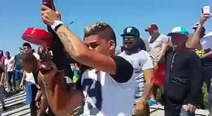 Vídeo com 'detentos' atirando para o alto em prisão gera polêmica na Venezuela