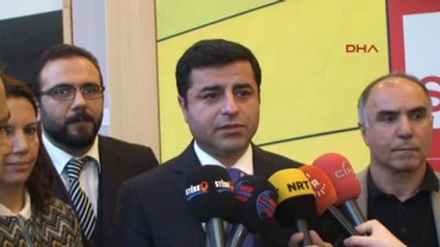 Demirtaş Birileri Işıd'i Cenevre'ye Davet Etmiş Olsaydı Davutoğlu Bu Kadar Bağırıp Çağırmayacaktı