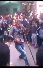 Handicapped dancing like Hrithik Roshan Amazing