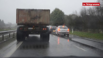 Loudéac. L'entrée nord de la ville bloquée