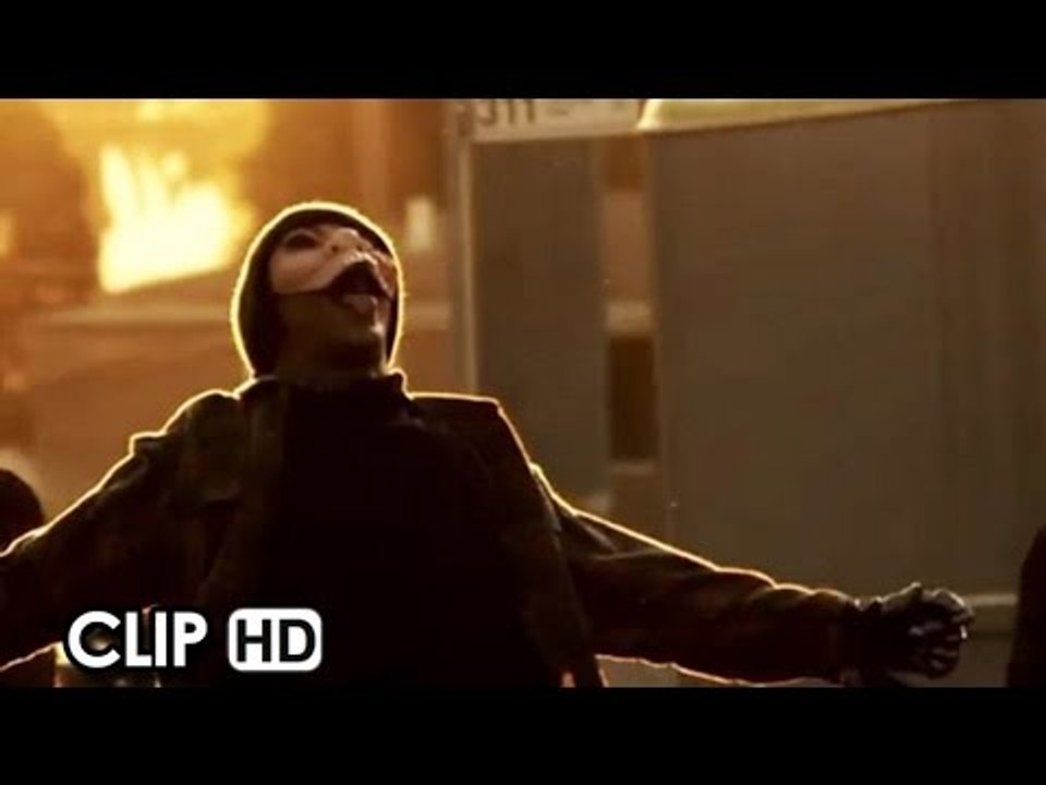 Anarchia - La Notte del Giudizio Clip Ufficiale 'Nascoste in casa' sottotitoli in italiano (2014) HD