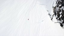 La meilleure skieuse fait une chute de 300 mètres en Alaska