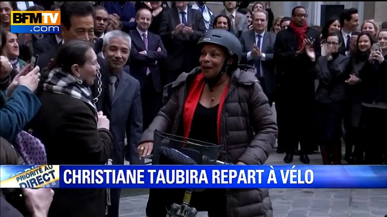 Christiane Taubira quitte le ministère de la Justice à vélo après la passation de pouvoir