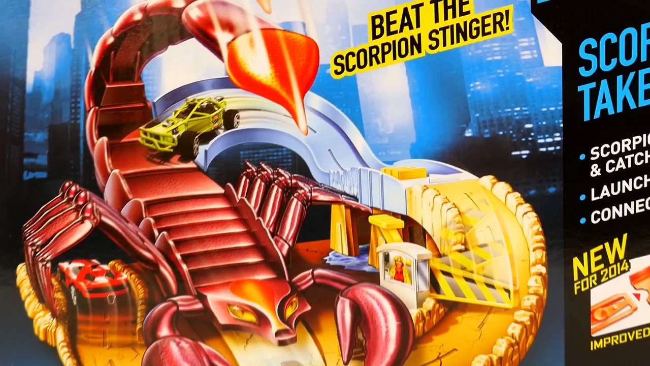 CARS Hot Wheels Scorpion Takedown Race Track Color Shifters Disney Pixar Cars 2 Toys