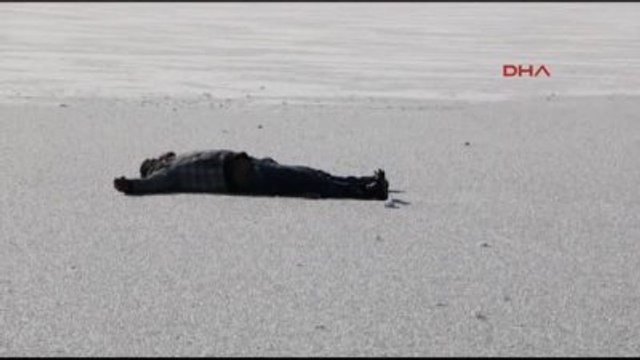 Gölbaşı Buz Tutan Mogan Gölü'nde Yürürken Kriz Geçirip Bayıldı