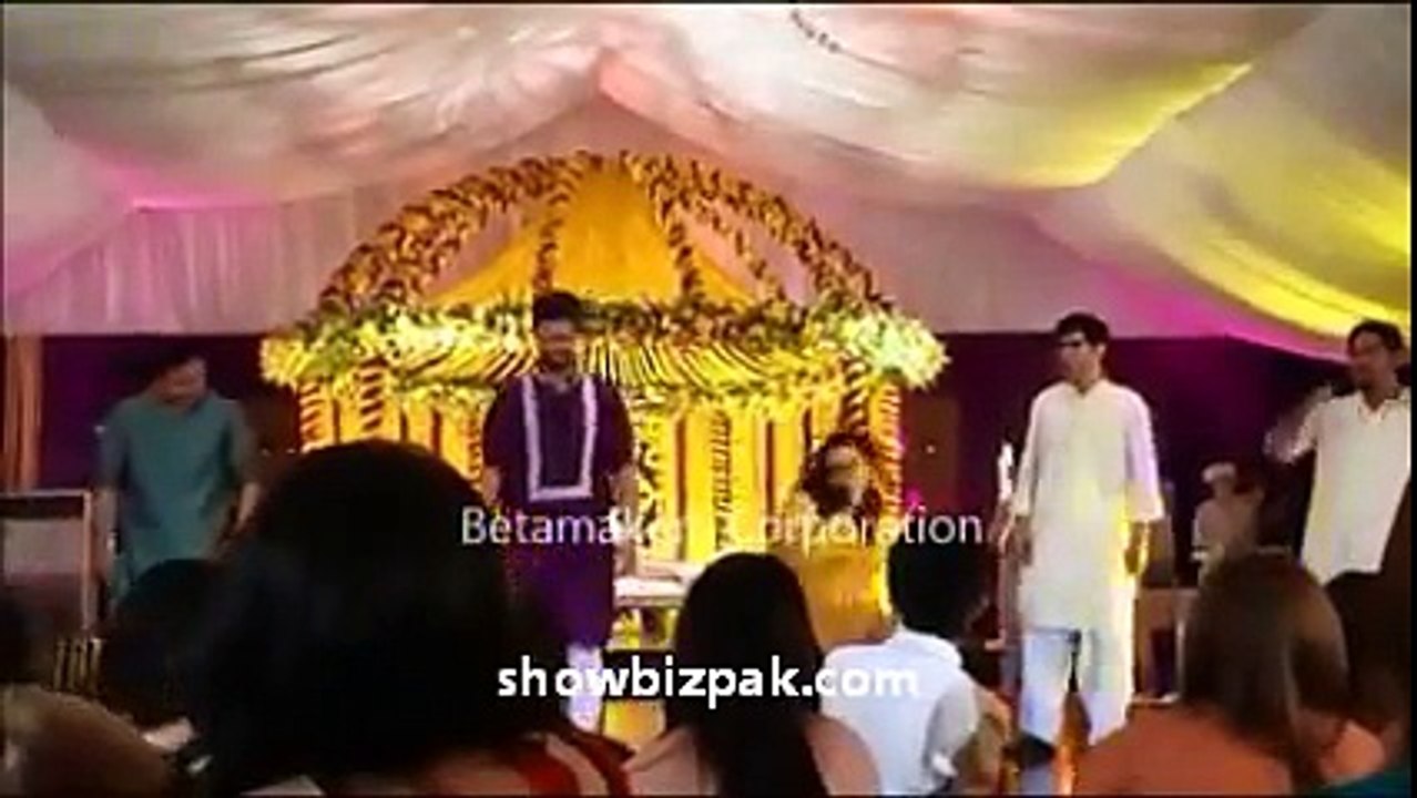 Atif Aslam Mehndi Video