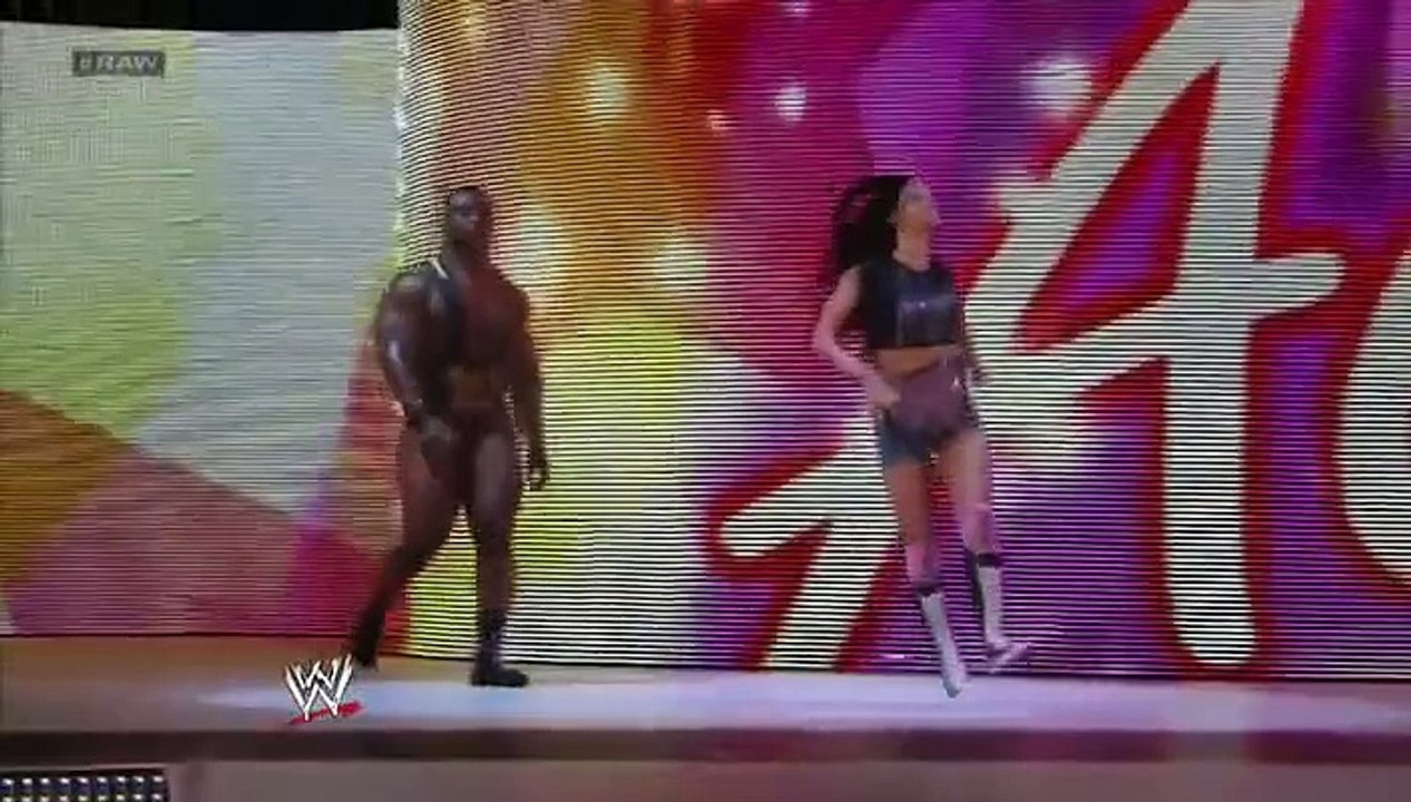 WWE Aj Lee and Kaitlyn show