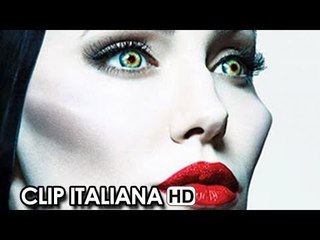 Maleficent Clip Ufficiale Italiana 'L'arcolaio' (2014) - Angelina Jolie Movie HD