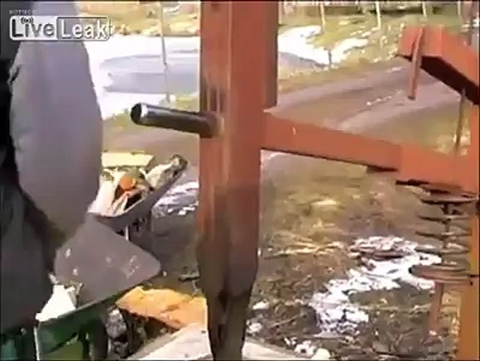 Odun-kesmek-hi-bu-kadar-kolay-olmamt---Samanyoluhabercom-fbdown.net