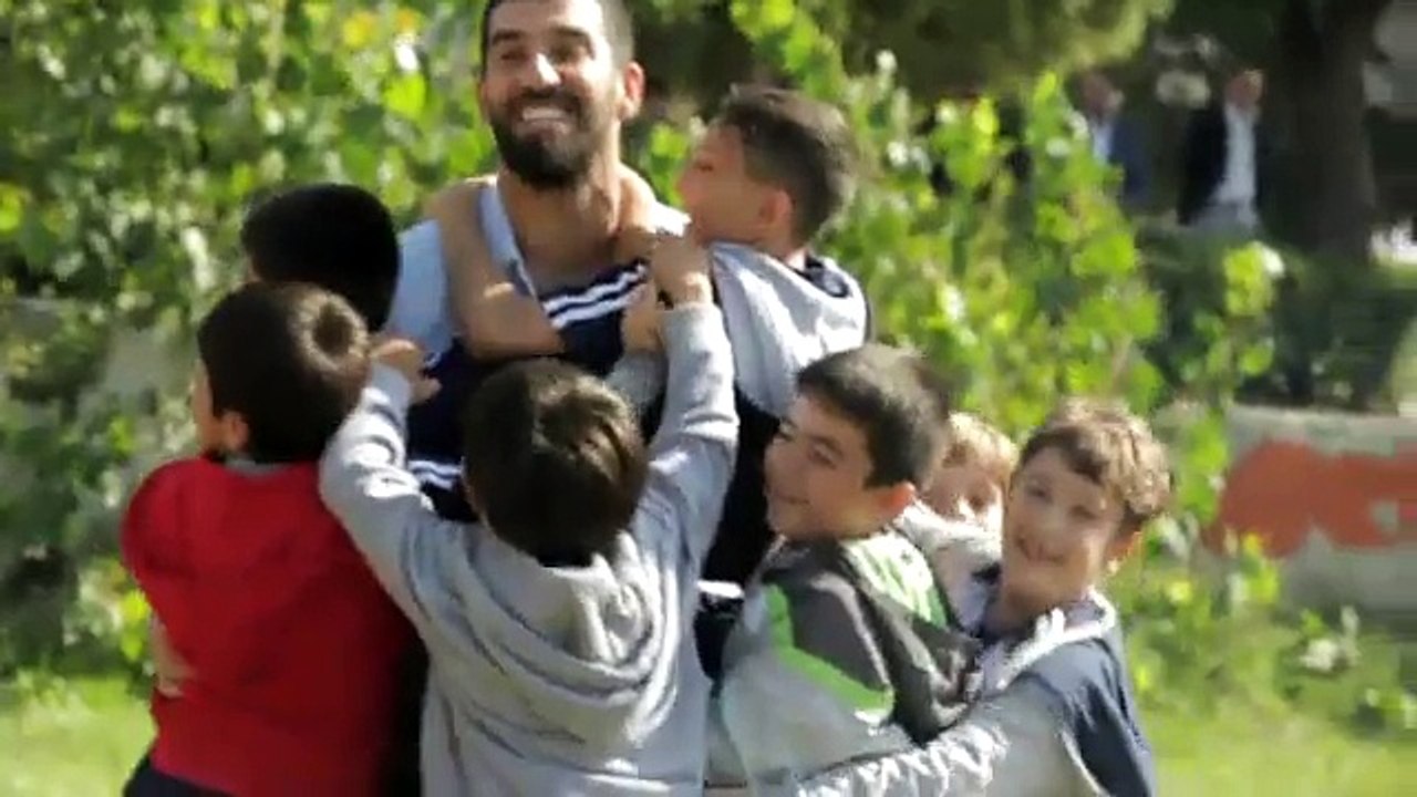 Arda Turan Suprise!