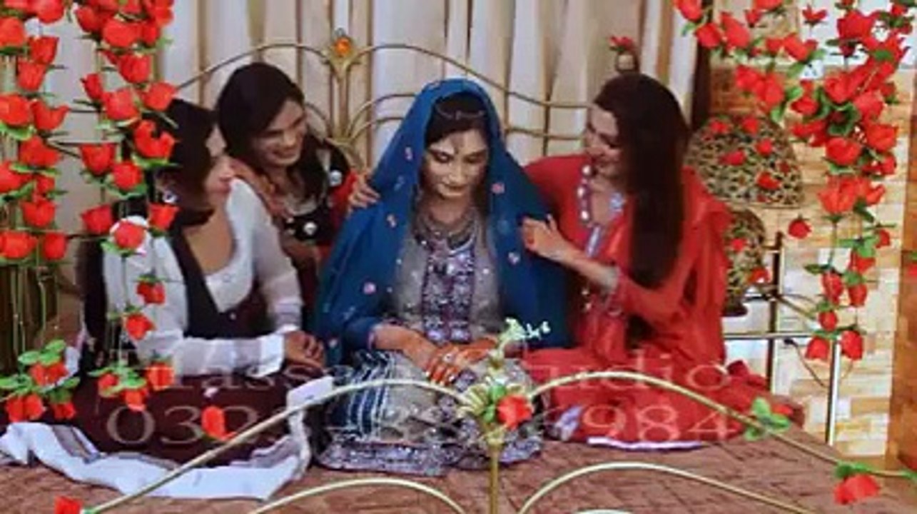 Suhaag raat ko kiya hota hai another tvc of kitkat talcum powder