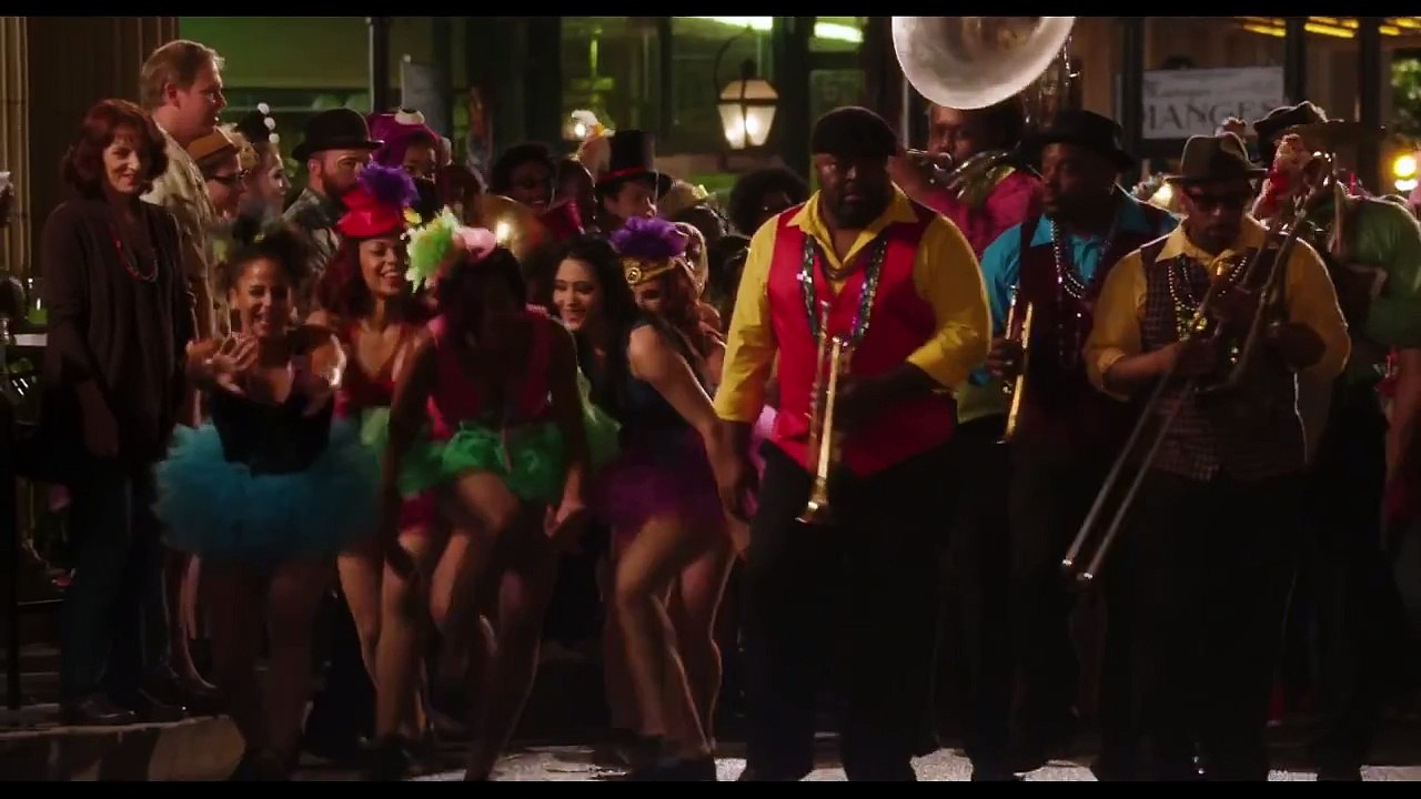 Alvin and the Chipmunks: The Road Chip | Uptown Munk Lyric Video | 20th Century FOX