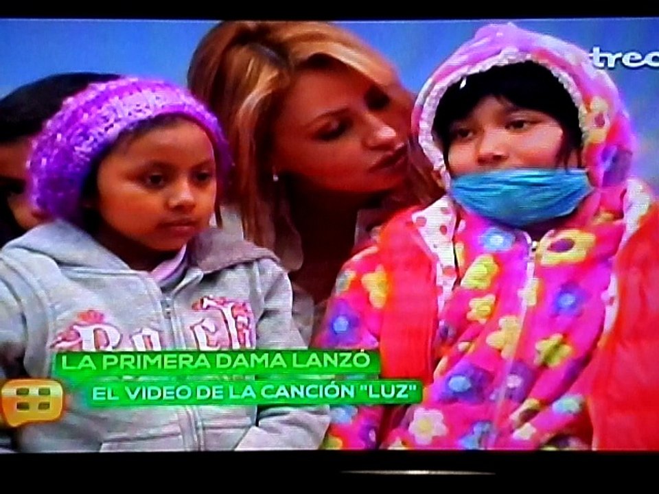 ANGELICA RIVERA, PRESENTA DISCO CON AMIGOS, VENTANEANDO, ENE 26 2016