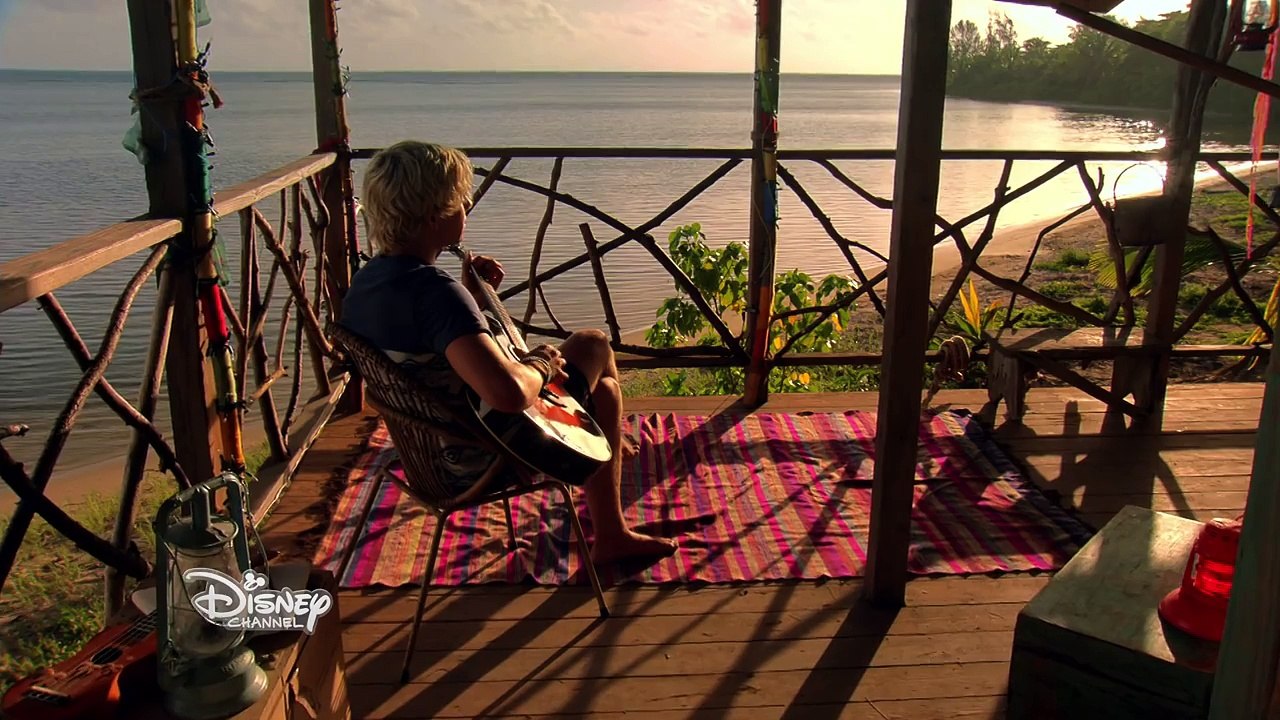 Teen Beach 2 Bonus : Making of du clip On My Own