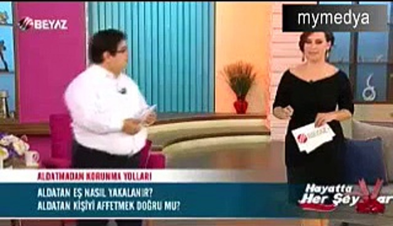 Canlı Yayında Kocam beni sizinle aldatıyor !!!