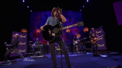 Jason Aldean performs \"Just Getting\' Started\"