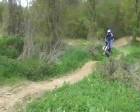 Régis fait du motocross