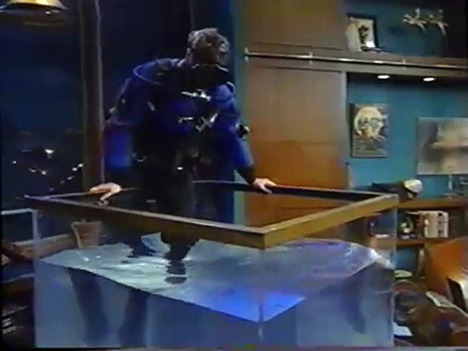 Tom Green on The Late Late Show with Craig Kilborn (2000)