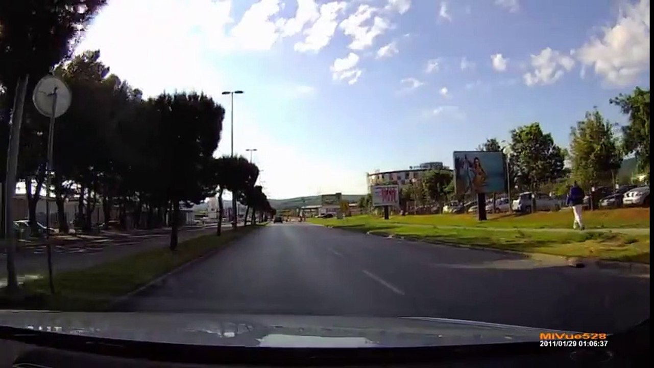 автокатастрофа Gran Turismo 3 Acura NSX сырье кадры Gran Turismo 3 Acura NSX фильм Gran Turismo 3 Ac